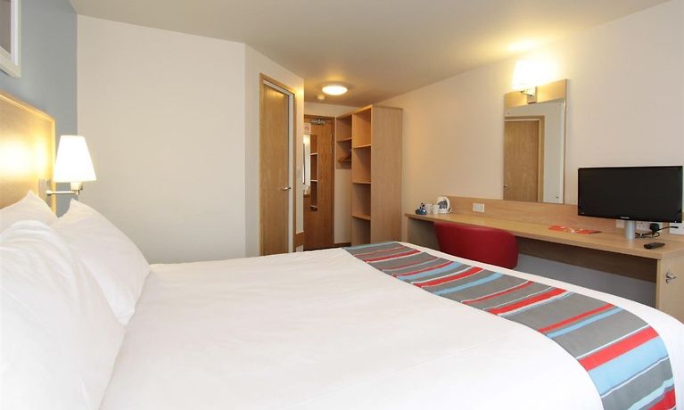 TRAVELODGE SOUTHAMPTON CENTRAL | ⋆⋆ | UNITED KINGDOM | SEASON DEALS ...